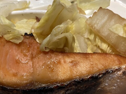 白菜と鮭のだし醤油煮